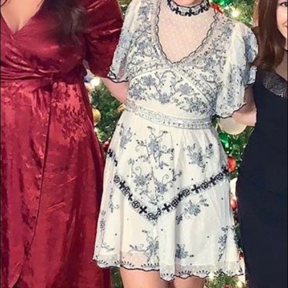 Zara white and black beaded dress - Picture 2 of 4